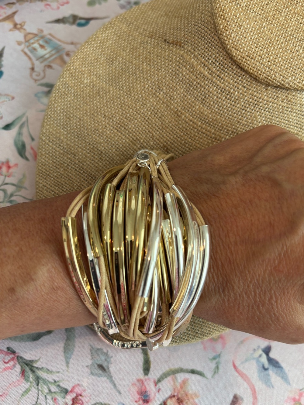 Saachi Tubular Leather Metal Bracelet